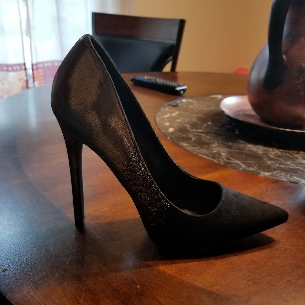 Pumps! Ombre gold/black